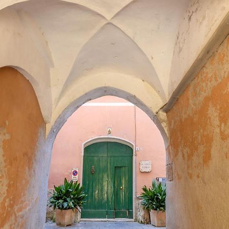 La Corte Sconta Finalborgo Finale Ligure Exteriör bild